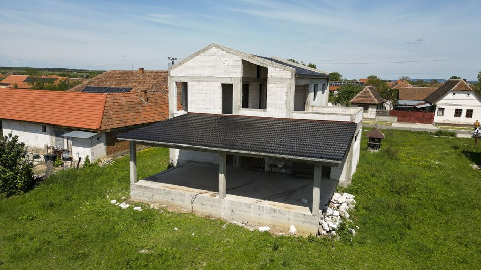 Casă la roșu din BCA de vânzare în Județul Arad - Poză 4