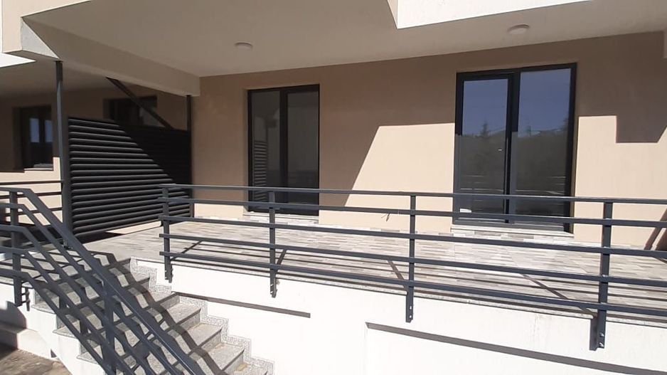 Militari, metrou PACII, zona de case, 3 camere + terasa + teren 46 mp, finalizat - Poză 2