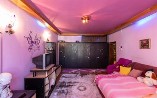 Clădire și teren de investiție, central Roman - Poză 41