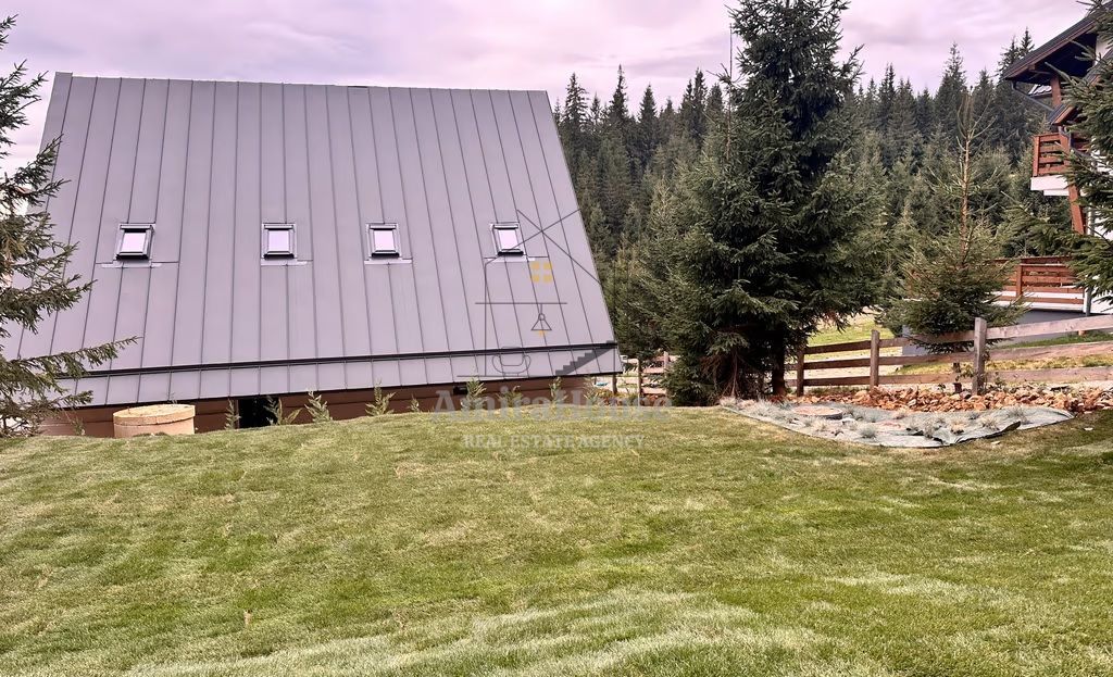 6 Case de vacanta localitatea Marisel jud Cluj la drumul Judetean DJ107P - Poză 6