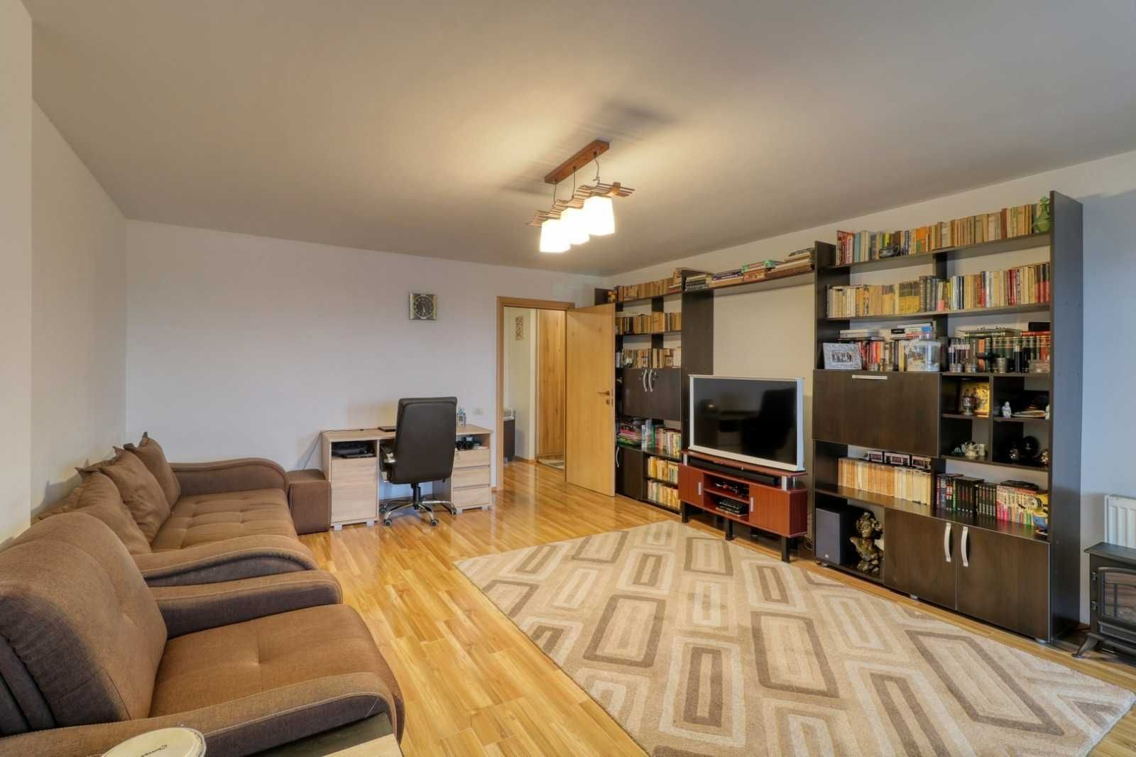 Inchiriez apart. mare, 3 camere-120 mp, Pod Constanta-Buc Noi, sect.1 - Poză 8