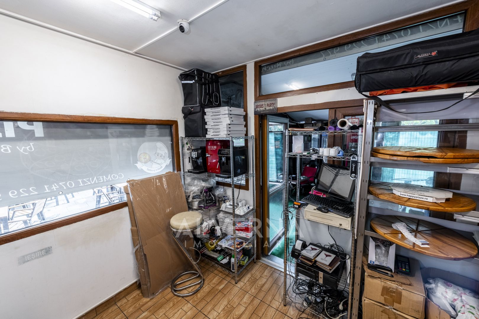 Afacere / Pizzerie de vanzare complet echipata + terasa | Camil Ressu - Poză 12