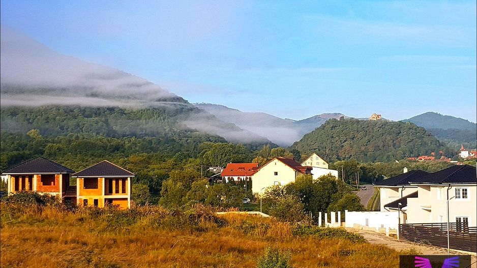 CASA INDIVIDUALA PREMIUM CU VEDERE PANORAMICA CETATEA CISNADIOARA | GRADINA - Poză 1