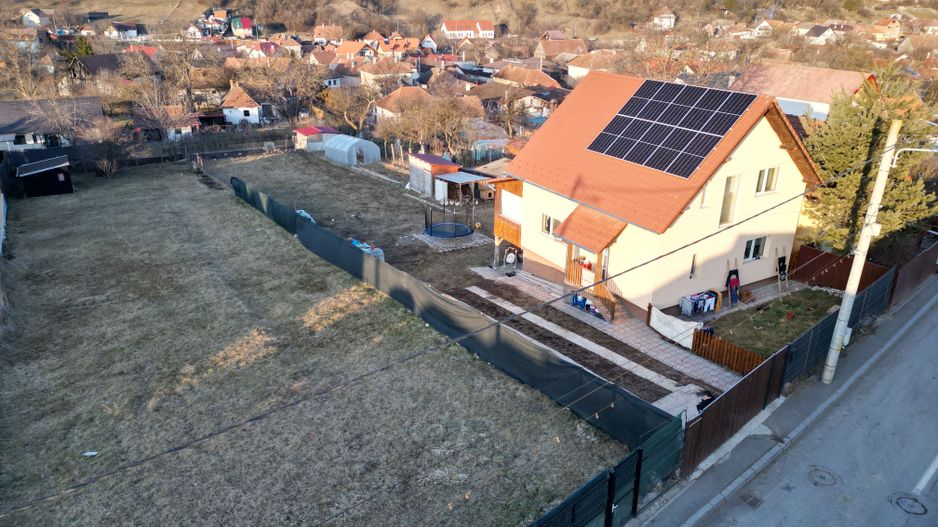 Casa cu 4 camere 123 M² utili + 500 M² teren Sfantu Gheorghe - Poză 2