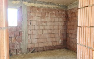 Casă de vânzare la roșu | 93.500 € | pe strada Luncii | în Cătălina - Poză 8