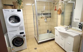 4 spatii comerciale + Vila /chiriasi /depozitare, teren 1401 mp, acces DN1 - Poză 12