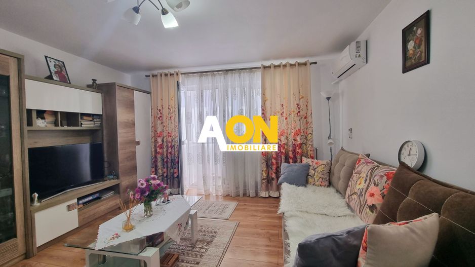 Apartament 2 camere, mobilat, utilat, Cetate - Poză 1