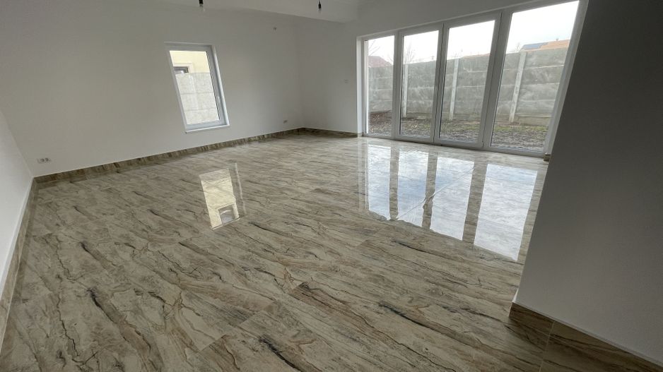 Casa de familie in zona rezidentiala - Poză 18