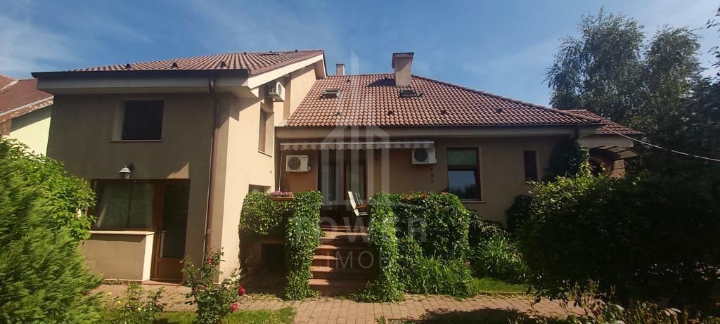 Casă individuală de vânzare 1.000 mp teren | Zonă Centrală - Poză 3
