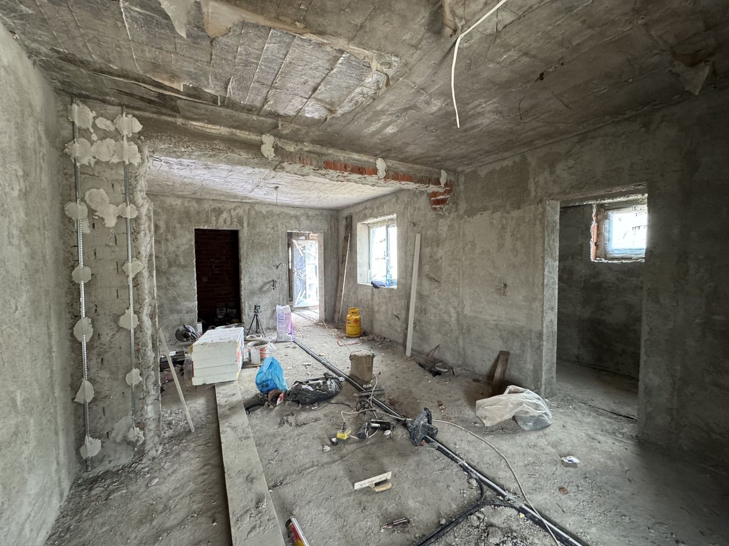 Individuala Sanmihaiu Roman P+M,5 Camere,2 Bai,Pivnita,Toate Utilitatile,Asfalt - Poză 10