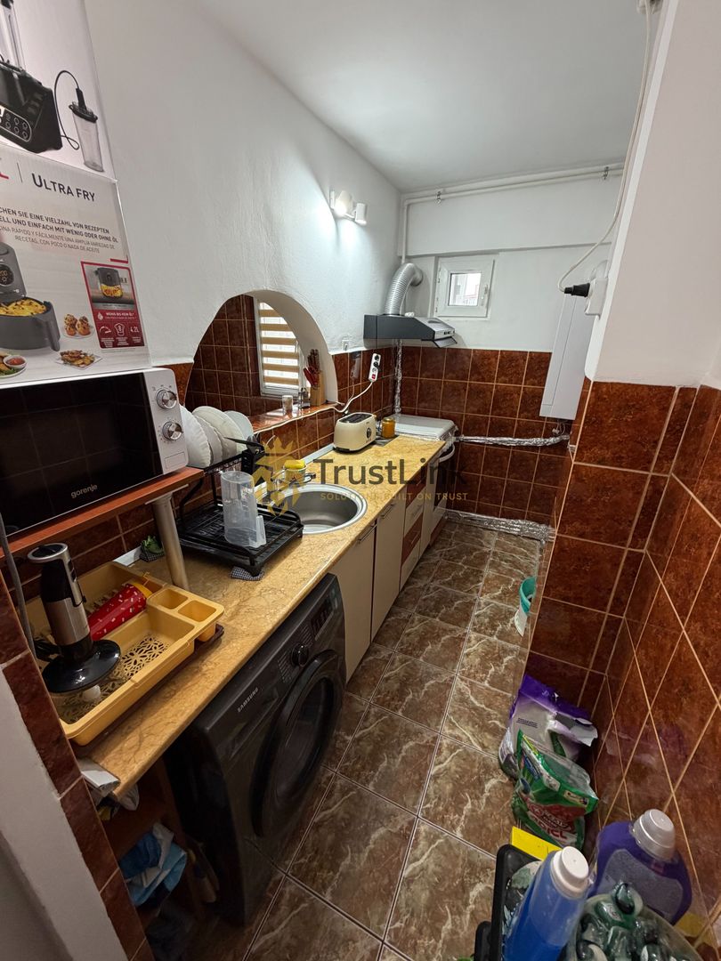 Apartament 3 camere de vanzare Alexandriei intersectie Margeanului - Poză 6