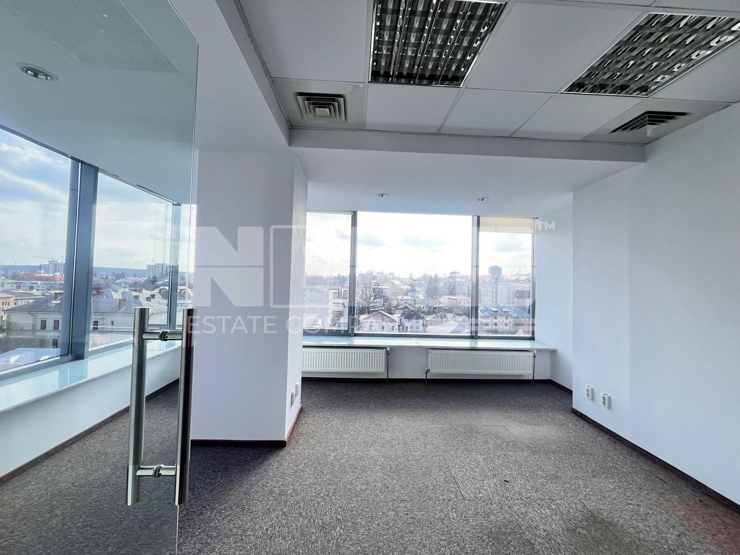 Spatiu Birouri 240 Mp I Suceava/Centru  I 14 Euro/Mp - Poză 4