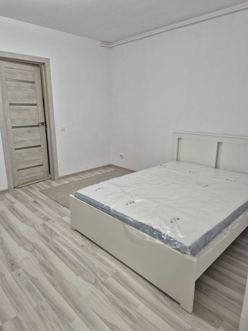 Garsoniera moderna 40 mp, parcare inclusa, centrala, pet friendly - Poză 1