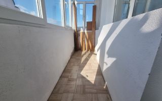 Apartament 3 Camere Decomandat, Zona Cetate - Poză 8