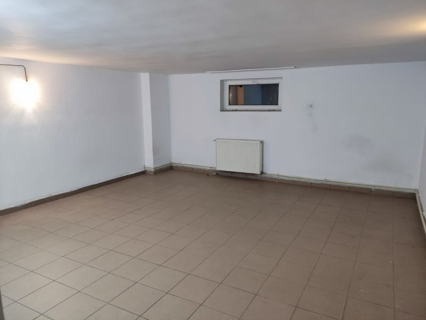Demisol tehnic 130 mp - Birouri - Atelier - Parcari - Andrei Muresanu - Poză 2