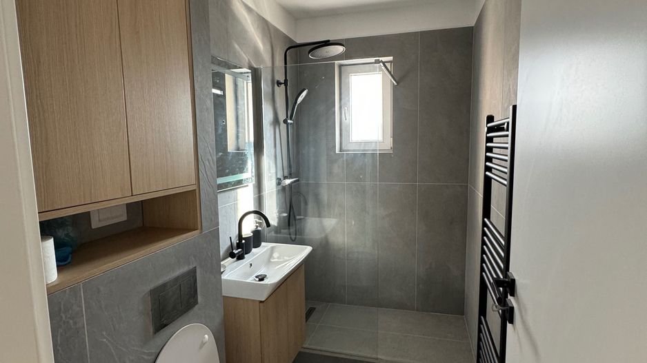 Apartament de închiriat – 2 camere, renovat, vedere panoramică - Poză 7