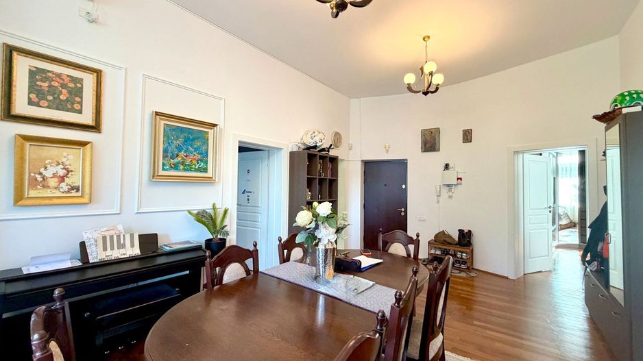 Apartament deosebit - et 1 în vilă interbelică - renovat  Gradina Icoanei - Poză 1