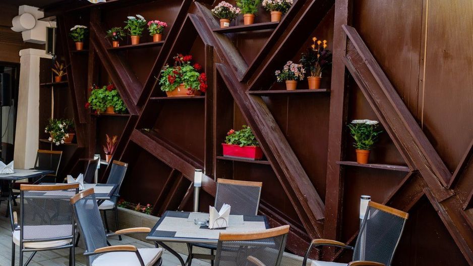 Spatiu pentru restaurant - intr-o cladire Apart-Hotel - Central + Parcare - Poză 4