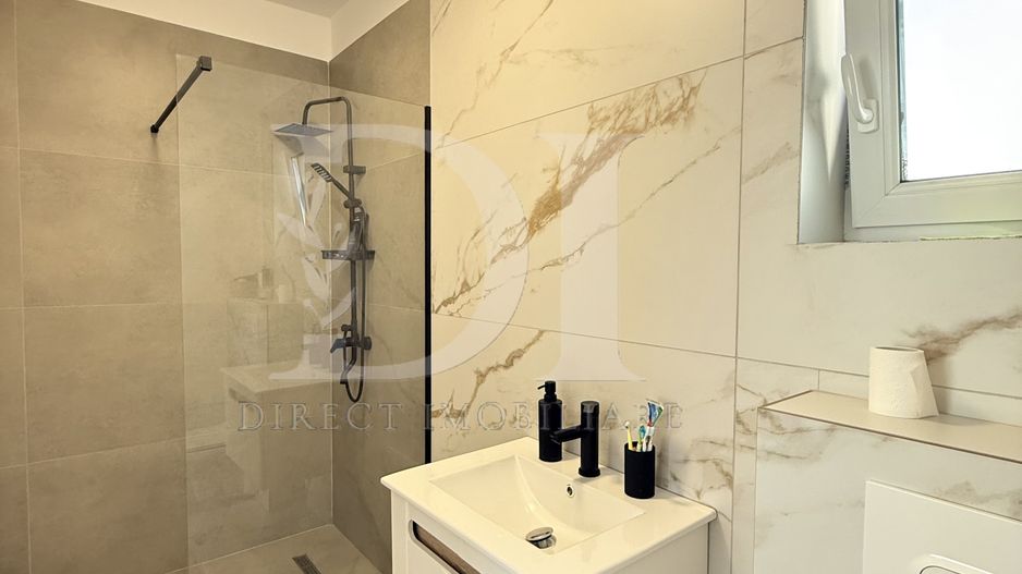 Casă la cheie | 3 dormitoare | Zona restaurantului Il Milanese - Poză 13