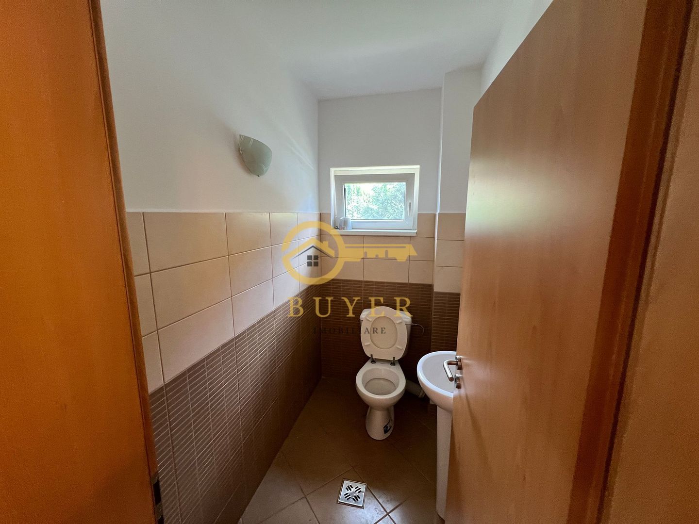 Casa de inchiriat in Sura Mare- Mobilata si utilata - Poză 18