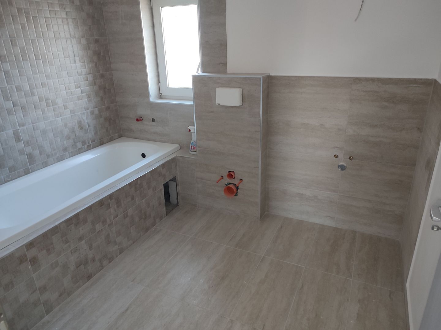 Sacalaz, 1/2 Duplex pe Etaj, 4 Camere,2 Bai,Terasa Acoperita - Poză 13