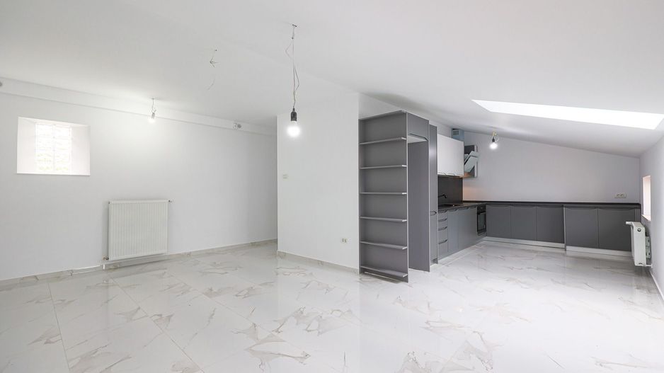 VANDUT! 3 camere amenajat, Finisat premium. - Poză 9