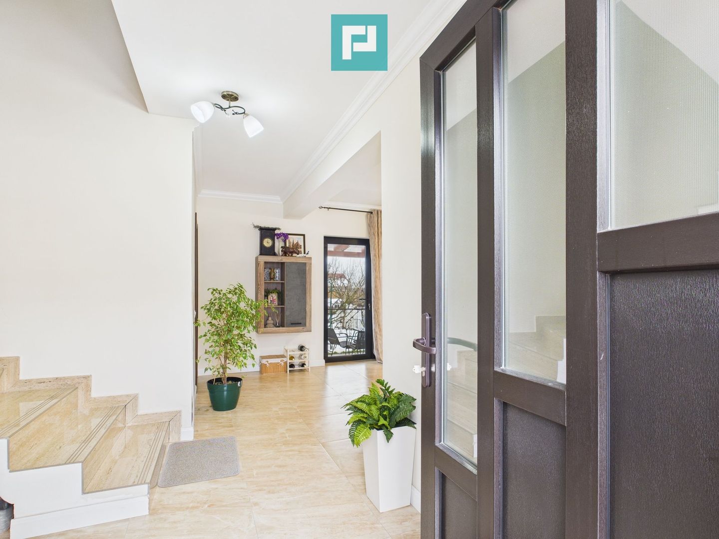 Casă în Giarmata P+1- zona dezvoltată + utilități - Poză 2