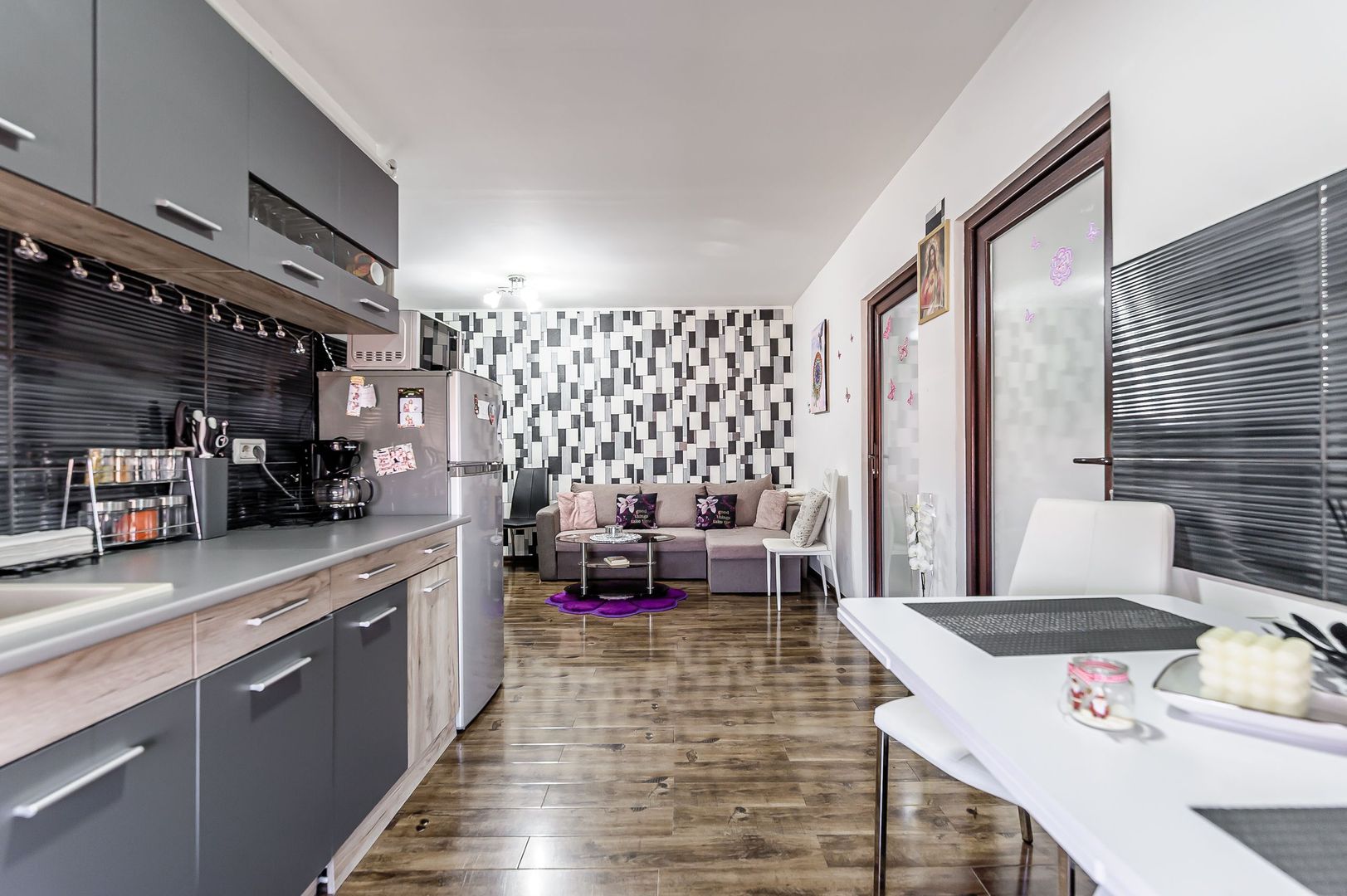 Apartament modern în bloc nou, 3 camere, Zonă liniștită, Pârneava - Poză 2