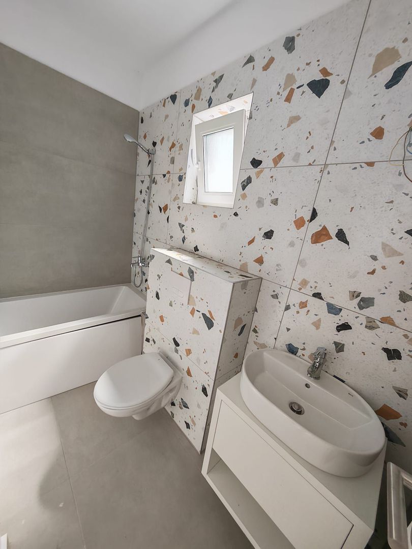 Apartament nou cu 3 camere în Via Carmina - Poză 12