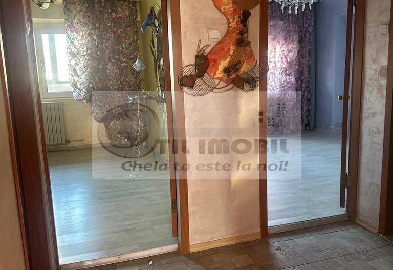 AP 4 CAM DEC.  BL.PE CADRE 1984 ZONA PACURARI  LA BULEVARD LIBER - Poză 3