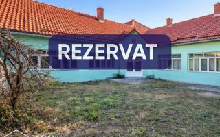 Casa cu 2 corpuri de cladire, Lipova - Poză 1