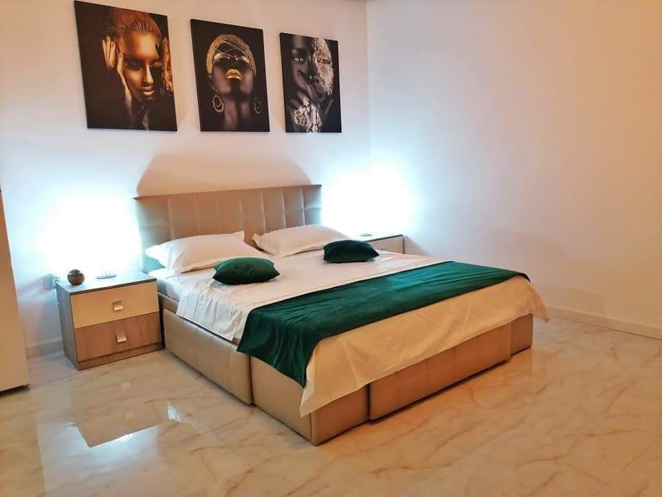 Studio de vanzare in Mamaia Nord - Prima linie la mare - Ocazie - Poză 3