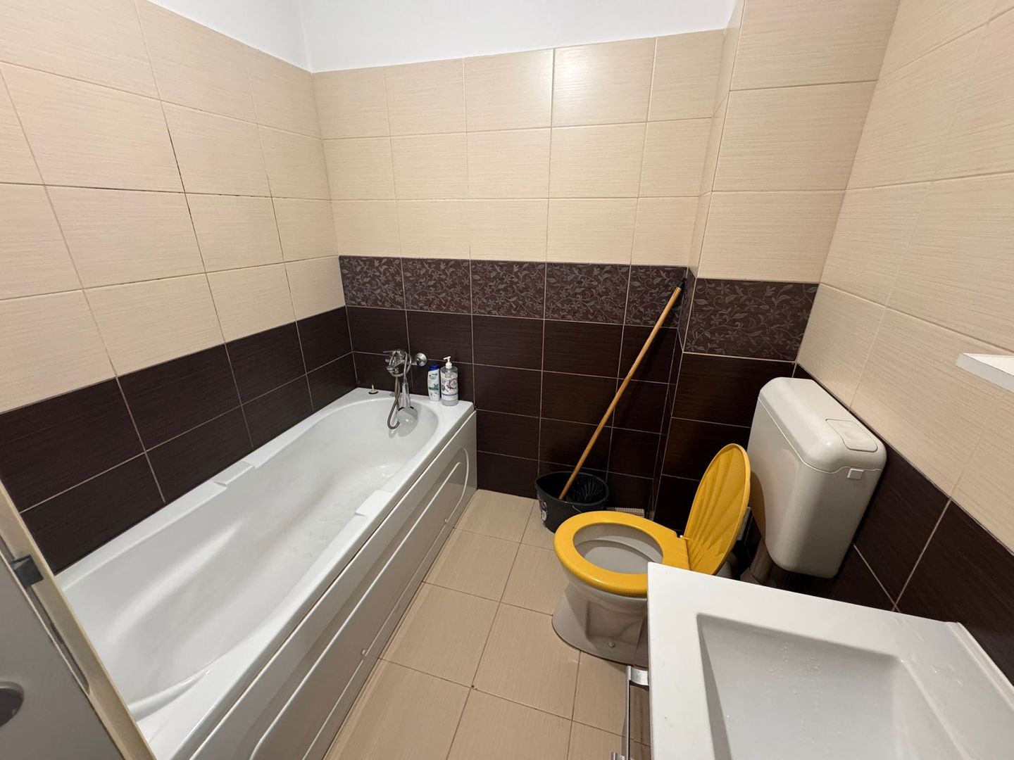 Cartierul Latin 3 camere P/4 Centrala 78mp - Poză 6