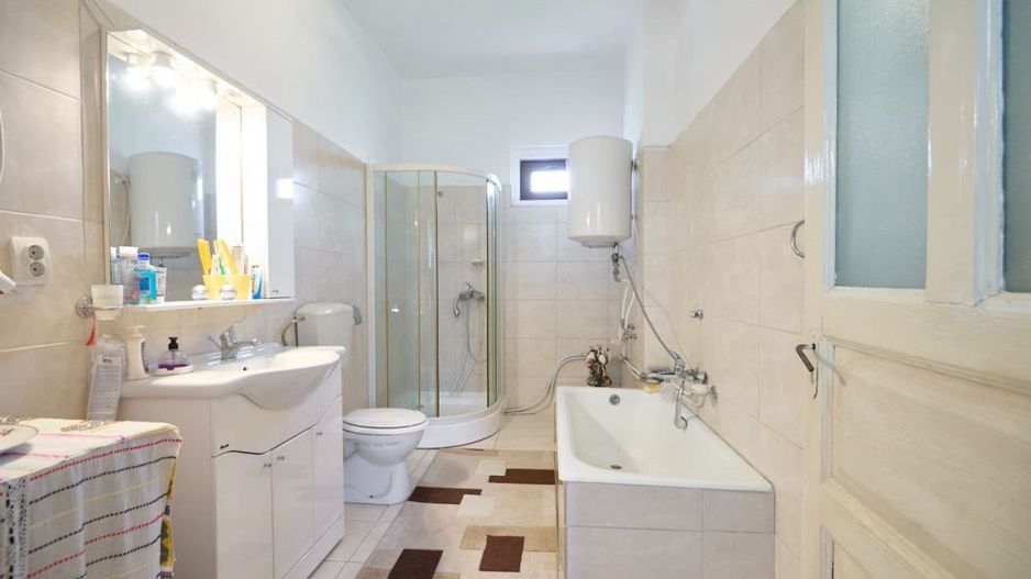 Casa Valea Mare Pravat (Campulung-Arges ) - farmec interbelic - Poză 6