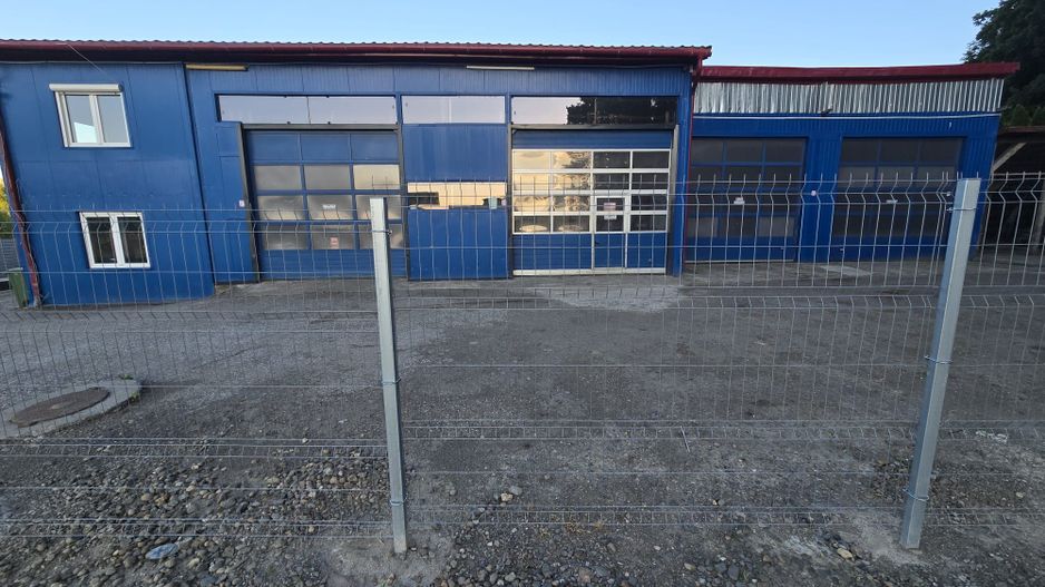Spatiu comercial 360 mp, teren 1000 mp.4 boxe cu elevator - Poză 3