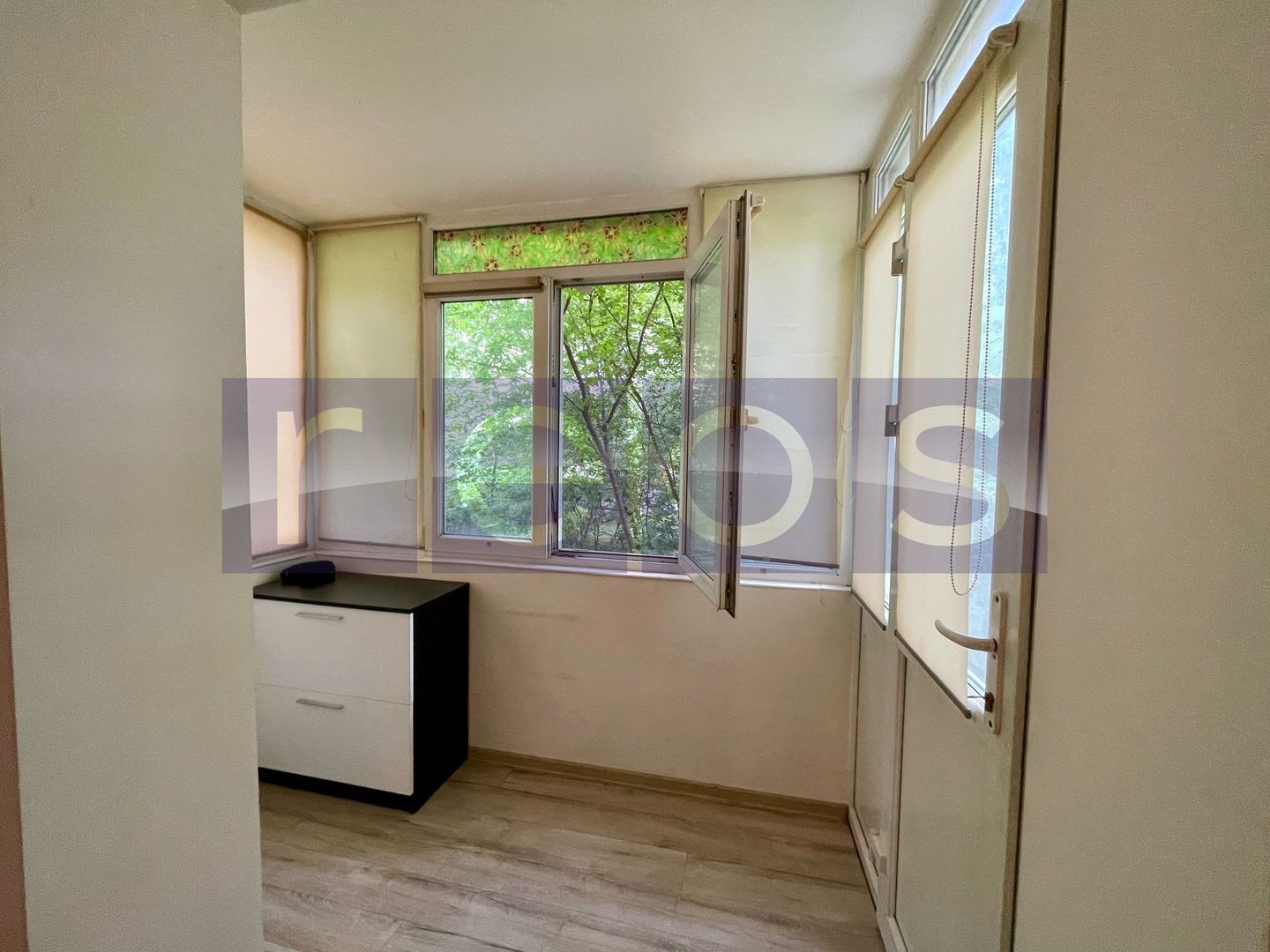 VANZARE APARTAMENT 2 CAMERE RENOVAT DUBLU VEDERE 55MP ZONA  TITAN/BALTA ALBA - Poză 4