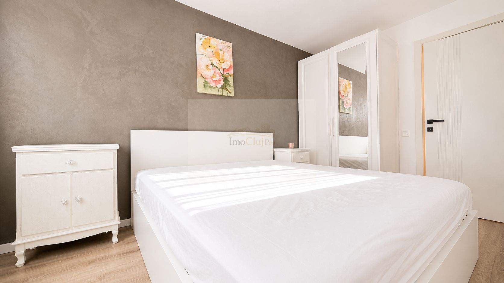 Vânzare apartament 2 camere, decomandat, etaj 1, tip vilă, parcare - Poză 7