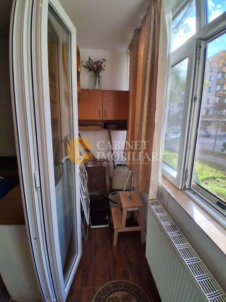 Apartament 2 camere, semidecomandat, zona Tatarasi Iasi - Poză 5