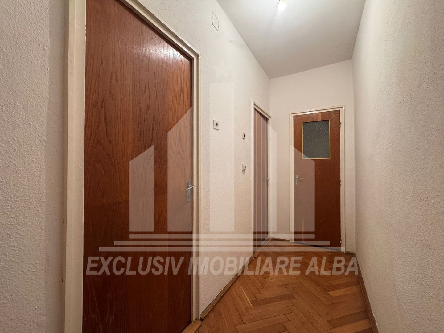 Apartament cu 3 camere decomandate, 2 bai, garaj, Caroline - Poză 6