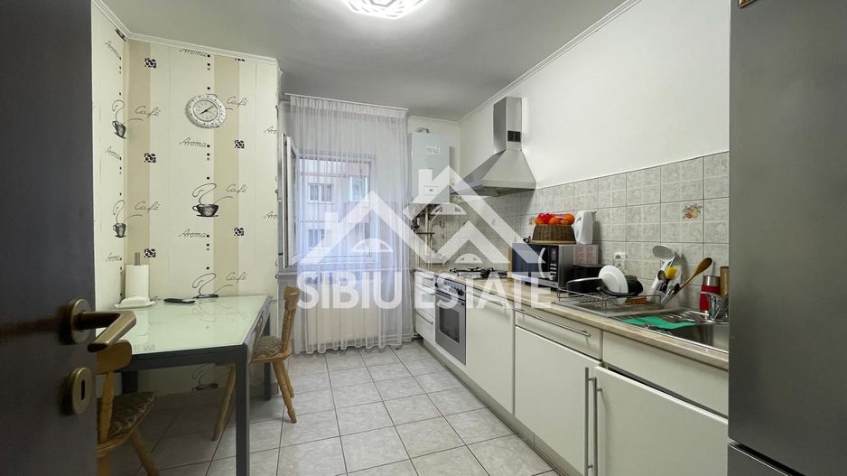Apartament decomandat cu 3 camere 65mp utili, Turnisor - Poză 2