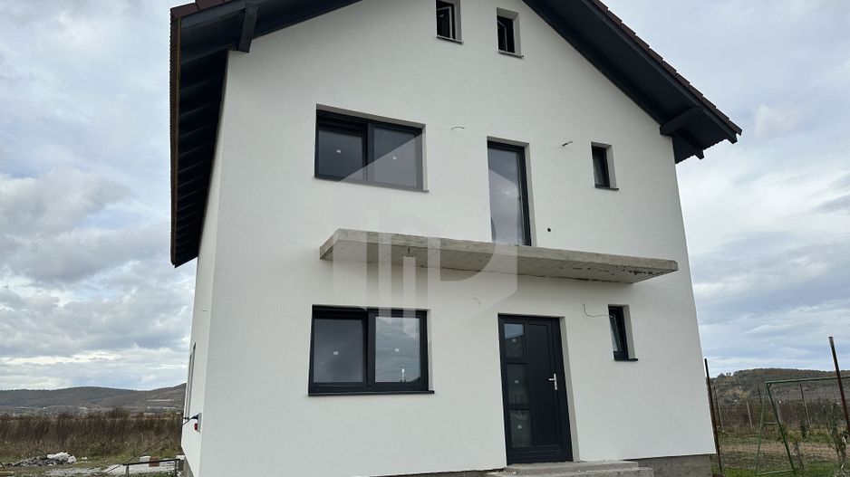 Casa individuala in Cristian | 5 camere | 4 Dormitoare | 158mpu - Poză 7