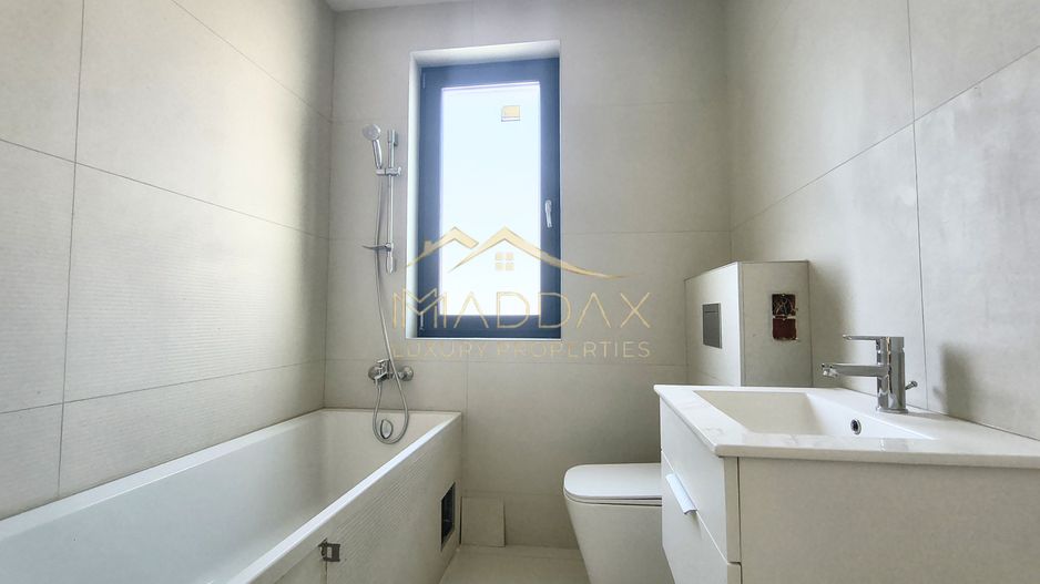 Vila moderna 6 camere // 190mp // teren 300mp // Tunari - Poză 19