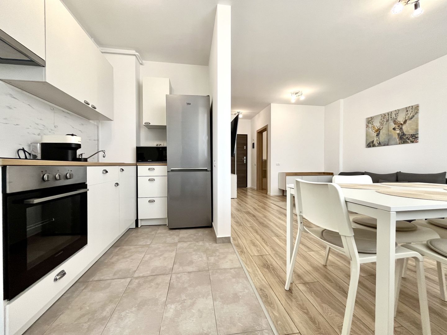 2 camere | vibrant si primitor| XCITY TOWER| zona Iulius Town - Poză 8
