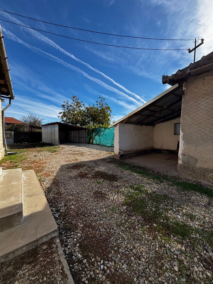 Casa cu 1430 mp teren, la 20 km de Oradea - Poză 5