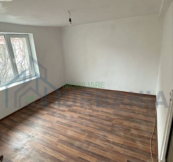 Apartament 3 camere, Pacurari, Iasi - Zona bine servita cu facilitati - Poză 5