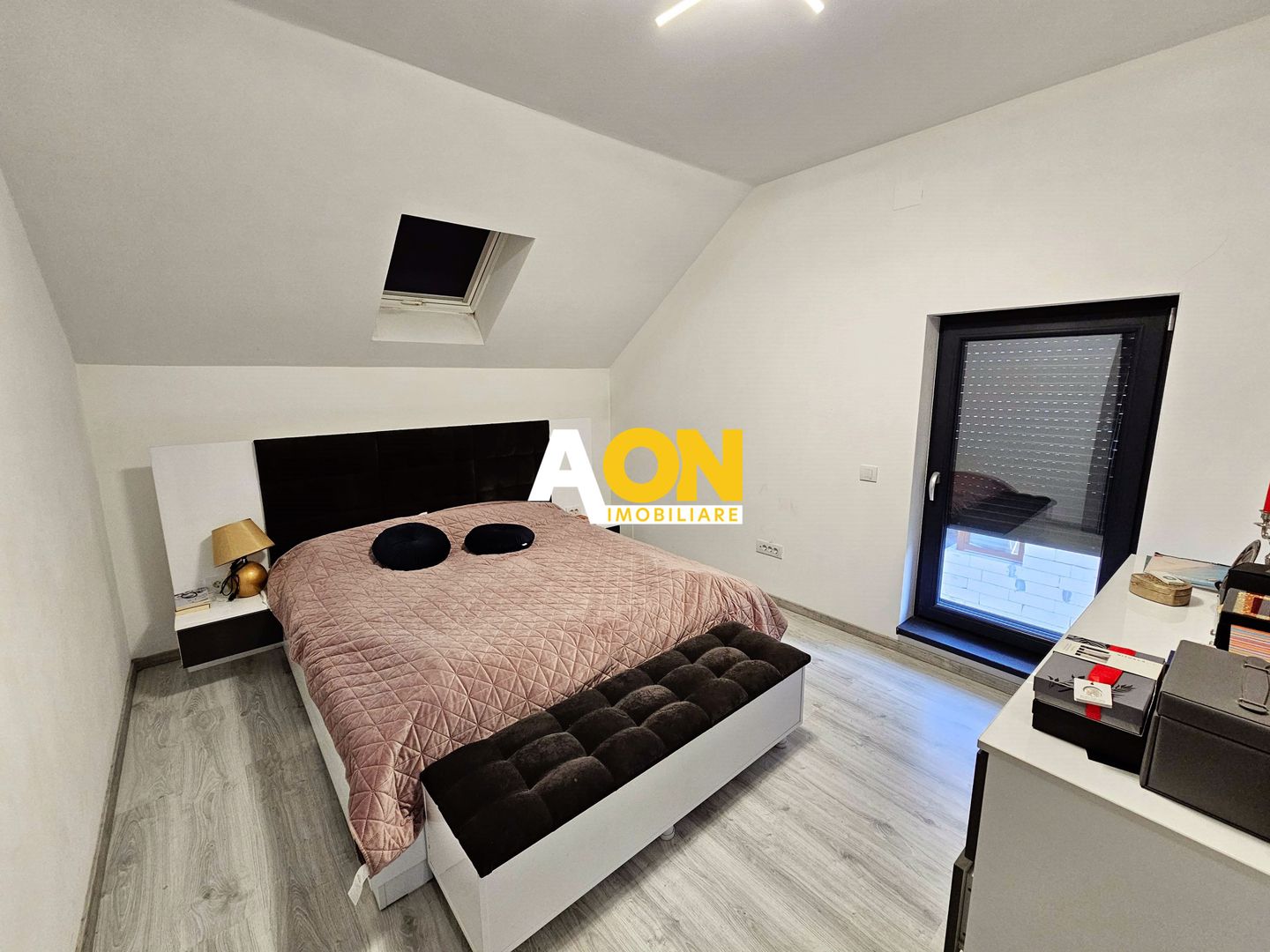 Casa 5 camere, mobilata, utilata, garaj, 410 mp teren, Alba - Micesti - Poză 10