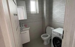 Apartament cu 3 Camere, 2 Bai, Etaj, 2 Zona Ultracentrala - Poză 8