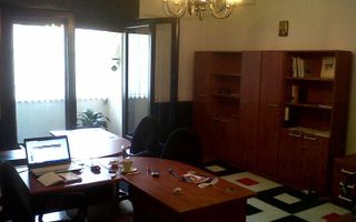 OCAZIE 4 camere Piata Romana 134 mp etaj 2/7 vedere Magheru 169700 EUR - Poză 3