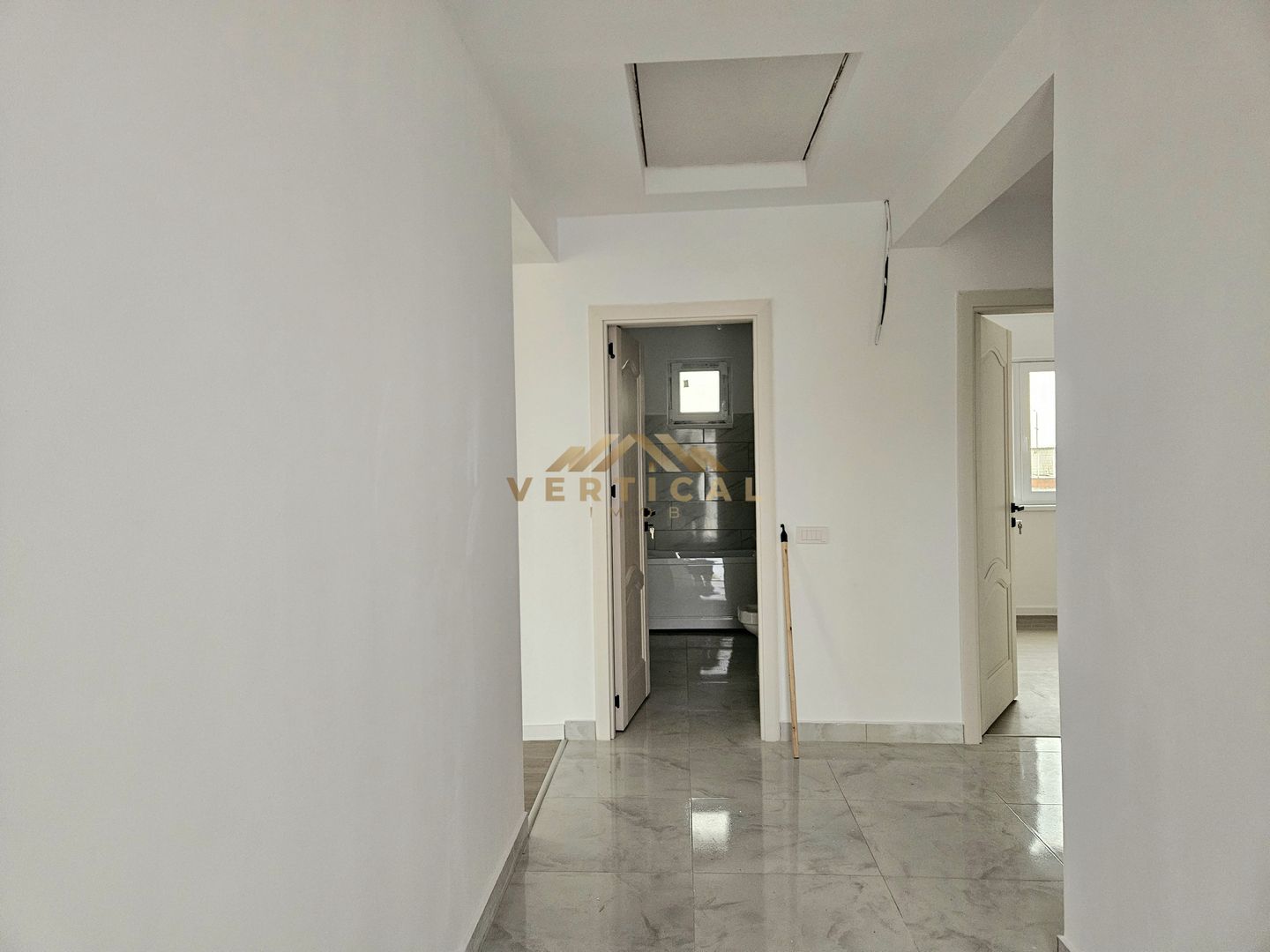Casa 3 camere in comuna Berceni - Poză 5