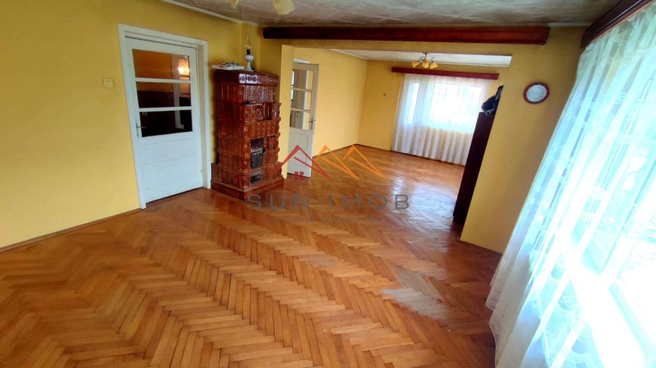 Casa P+E, 6 camere, teren 890 mp, cartier liniștit, Câmpina - Poză 13